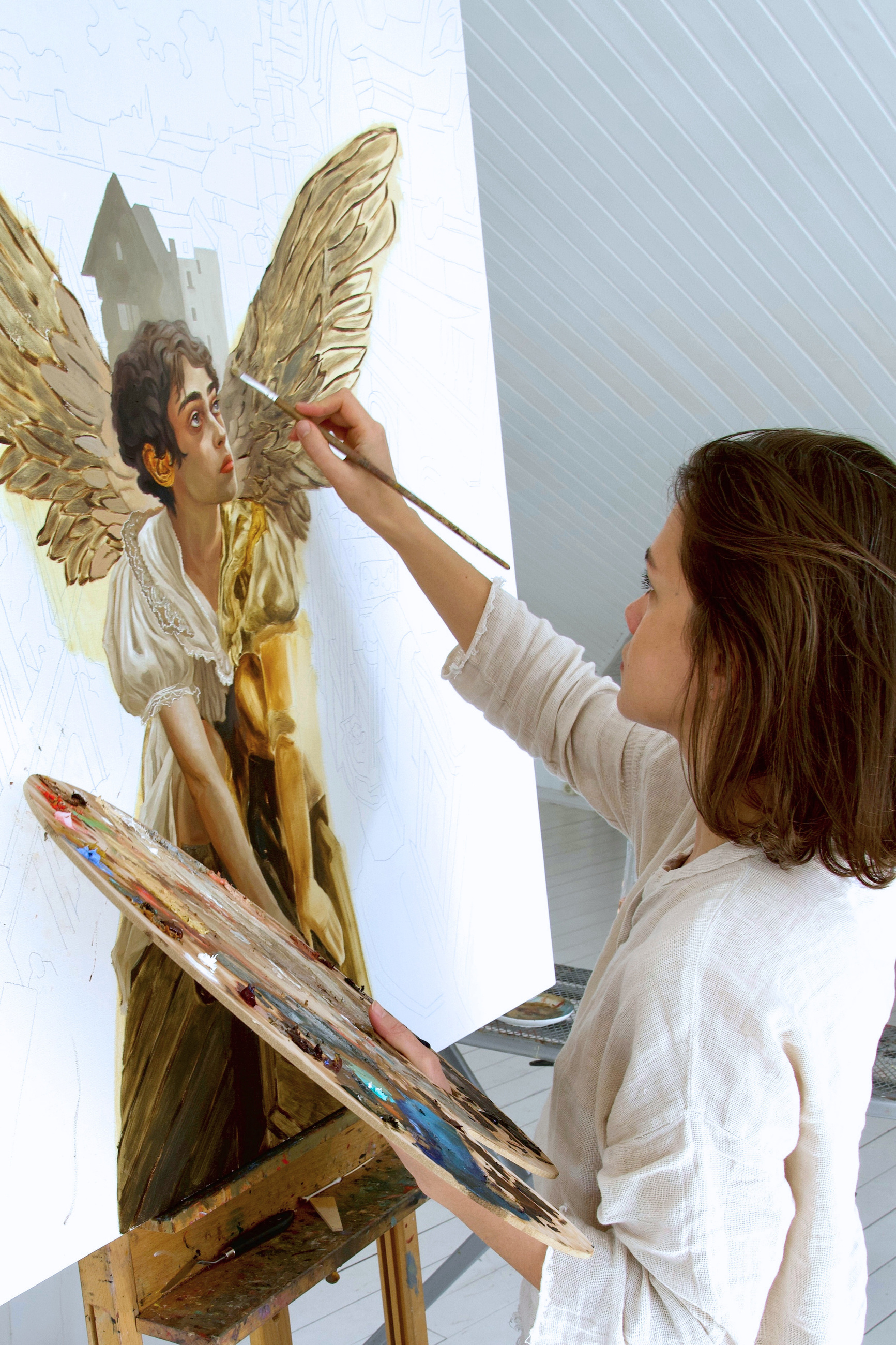 Городской ангел I — картина Дарьи Куриловой, холст масло 120×120 см, 2024 год, серия Ангелы